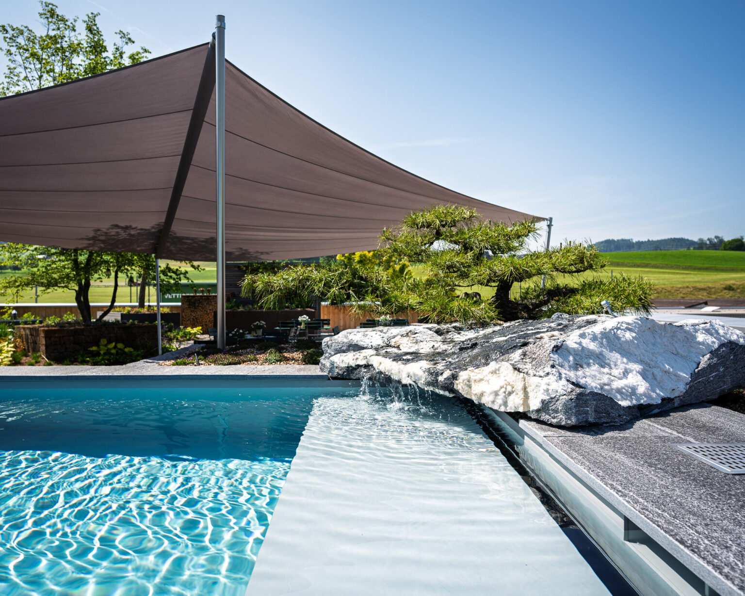 dachgarten pool 10